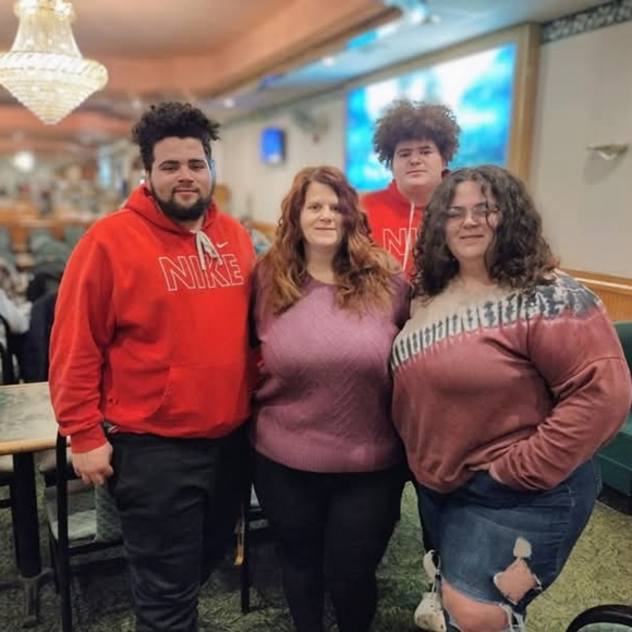 Meet your Posher, Laura - Picture 8 of 16